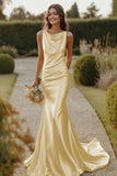 Robe de demoiselle d’honneur jonquille col bénitier en satin sirène