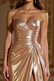 Robe de bal bustier plissée champagne pailletée