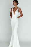 Robe de mariée simple sirène blanche à col en V