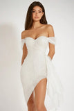 Robe moulante blanche scintillante à épaules dénudées