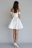 Robe blanche A Line Out the Shoulder
