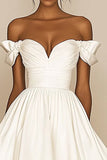 Robe blanche en satin à volants blanc A Line Off Shoulder