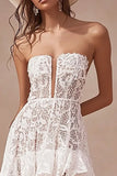 Haut-Bas Blanc Une Ligne Dentelle Sans Bretelle Boho Robe de mariée