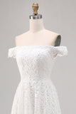 Robe de mariée bohème en dentelle blanche à épaules dénudées