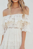 Robe de graduation en dentelle blanche à épaules dénudées