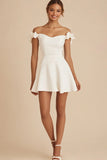 Robe courte blanche à volants