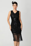 Robe fourreau à franges à paillettes à paillettes en V noire Bugundy des années 1920