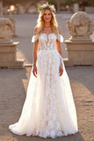 Tulle blanc à épaules dénudées Boho Sweep Train Robe de mariée avec dentelle