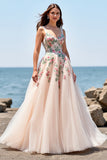 Tulle fard à joues une ligne Boho longueur au sol brodé robe de mariée