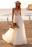 Boho Tulle Blanc Une Ligne Balayage Train Robe de Mariée avec Dentelle