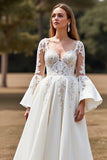 Blanc A Ligne Flare Manches Boho Sweep Train Robe de mariée avec appliques