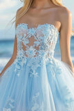 Robe bustier en tulle bleu ciel avec appliques