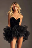 Robe bustier en tulle à volants une ligne noire pour les retrouvailles