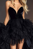 Robe de bal sans bretelles noire en tulle haut bas