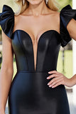Robe de bal moulante à volants à manches noires