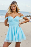 Robe de bal à épaules dénudées bleu clair