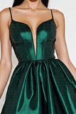 Corset en satin vert foncé Une robe courte de retour à la maison
