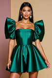 Vert foncé à volants manches satin une robe de bal