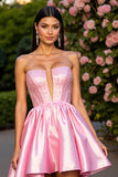 Robe courte de retour à la maison en satin rose sans bretelles