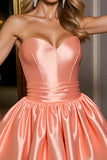 Robe bustier en satin orange une ligne Mini Homecoming