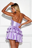 Satin lilas Une ligne tierce robe courte de retour à la maison avec perles