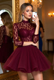 Corset en tulle bordeaux haut col illusion courte robe de bal avec dentelle
