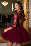 Corset bordeaux Robe courte en tulle à col illusion avec dentelle