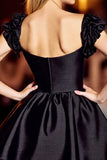 Robe courte de bal en satin noir à volants