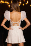 Robe courte de bal corset ivoire avec volants