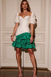 Robe de cocktail blanche à manches courtes avec volants