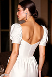 Robe courte de bal à manches bouffantes blanches