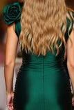 Robe moulante moulante en satin floral froncé vert foncé