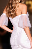 Robe moulante de bal blanche à épaules dénudées