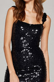 Robe courte moulante noire scintillante pour les retrouvailles