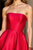 Une ligne robe bustier courte rouge de bal avec des fleurs 3D