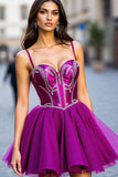 Robe spaghetti perlée violet foncé Mini robe de bal