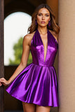 Dos nu Satin violet foncé Une robe de retour à la maison