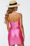 Robe courte de bal froncée en satin fuchsia