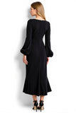 Robe de travail noire à col carré fourreau avec manches longues
