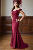 Robe de mère de mariée sirène bordeaux à épaules dénudées