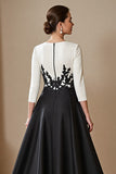 Haute Basse Satin Une Ligne Noir et Blanc Mère de la Mariée Robe Avec Appliques