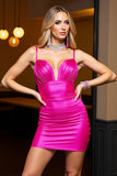 Robe de cocktail moulante à bretelles spaghetti rouge foncé