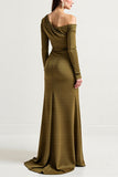 Robe à manches longues olive une épaule mère de la mariée avec fente