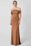 Robe longue mère de la mariée brune à épaule dénudée sirène avec volants