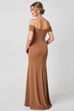 Robe longue mère de la mariée brune à épaule dénudée sirène avec volants