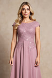 Robe vintage en mousseline de soie mauve à une ligne appliquée mère de la mariée