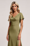 Robe de demoiselle d’honneur à col en V olive avec fente