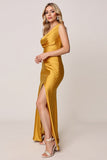 Robe de demoiselle d’honneur en satin doré à une épaule