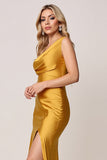 Robe de demoiselle d’honneur en satin doré à une épaule