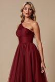Robe de demoiselle d’honneur en tulle rouge à une épaule